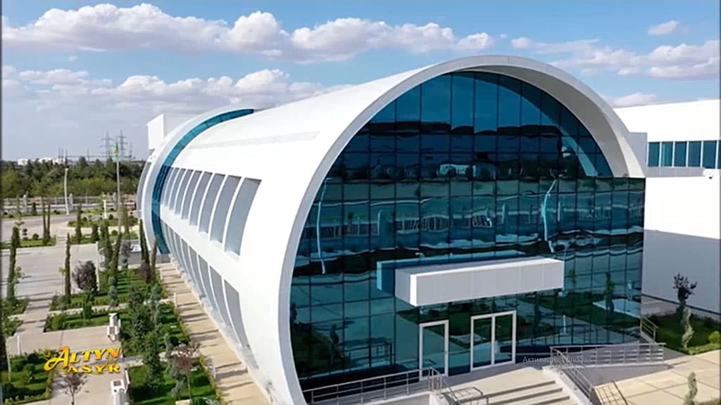 В Ашхабаде открылся первый в Центральной Азии центр по ремонту газовых турбин