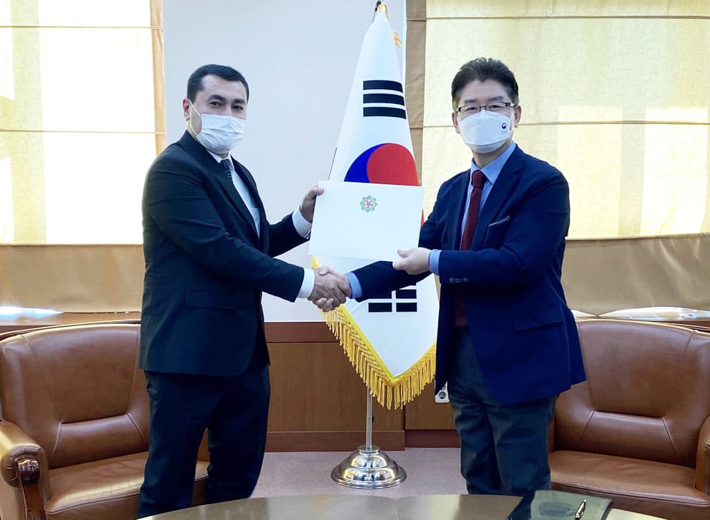 novyj-posol-turkmenistana-v-respublike-koreya-pristupil-k-ispolneniyu-obyazannostej