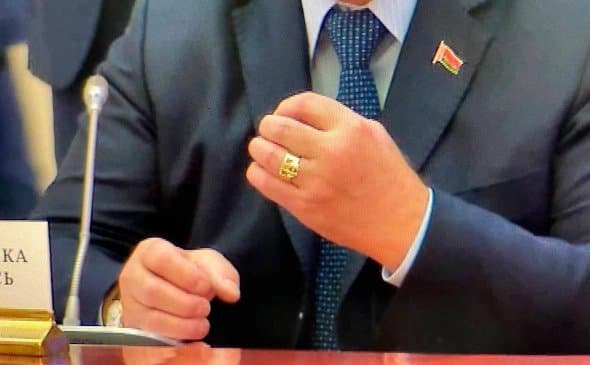 Перстни с символикой СНГ получили в подарок к Новому году лидеры стран Содружества