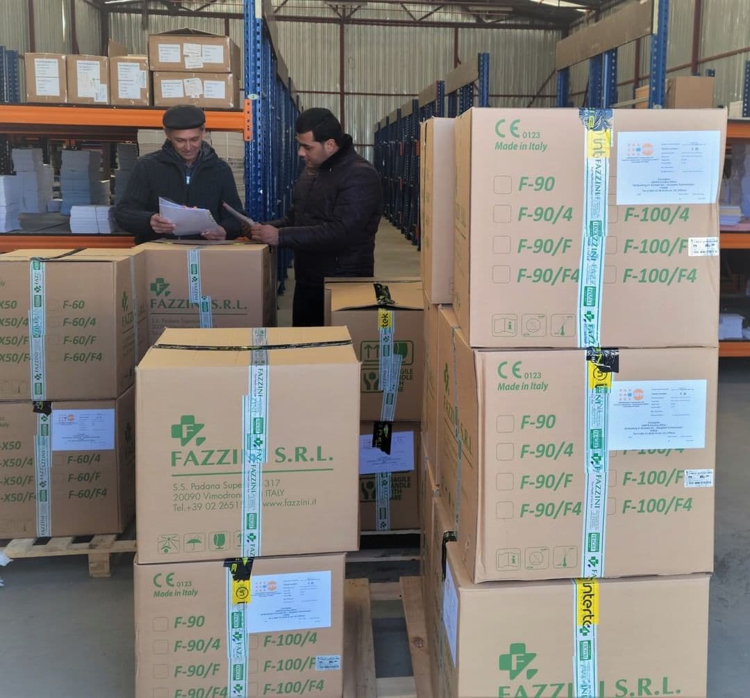 turkmen-zakupil-cherez-yunfpa-partiyu-elektrohirurgicheskogo-medoborudovaniya