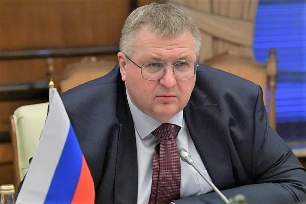 Президент Сердар Бердымухамедов встретился с вице-премьером РФ Алексеем Оверчуком