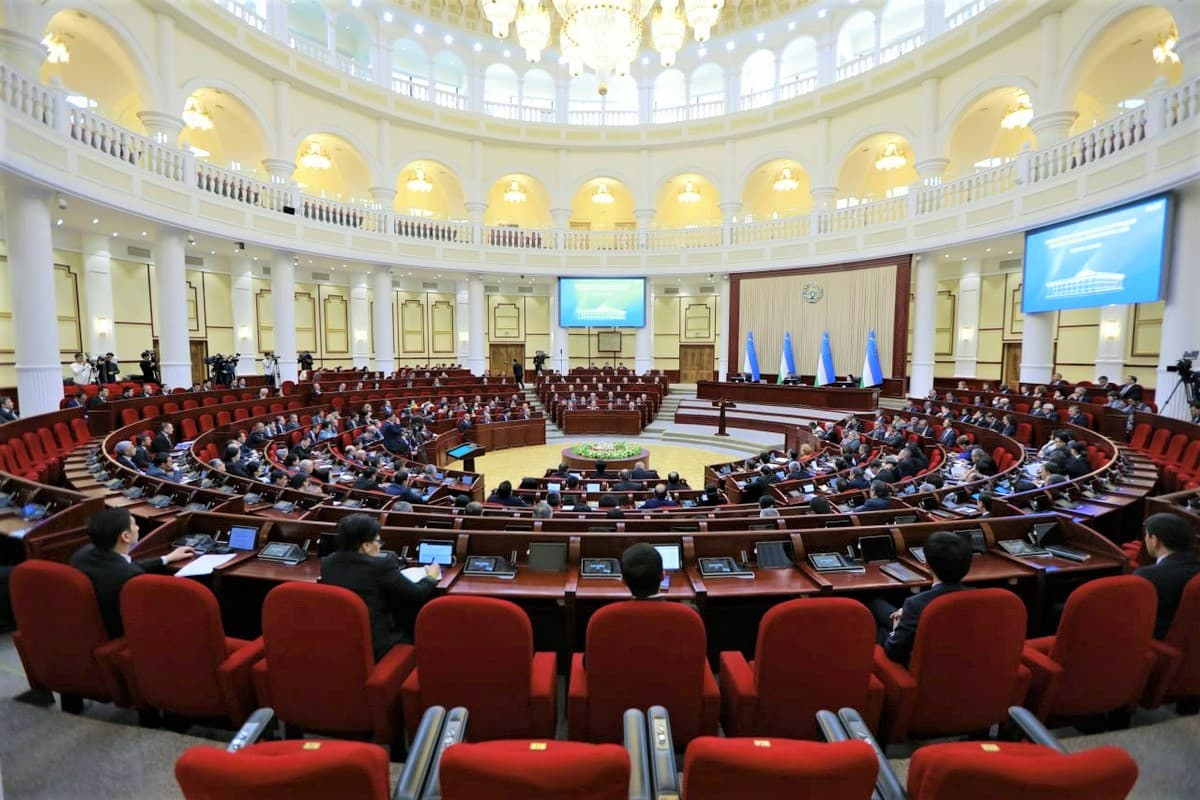 Референдум по новой конституции Узбекистана назначен на 30 апреля