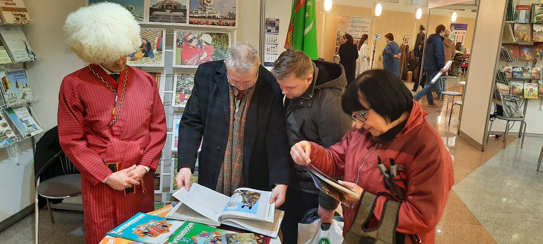 turkmenistan-presented-international-book-exhibition-minsk