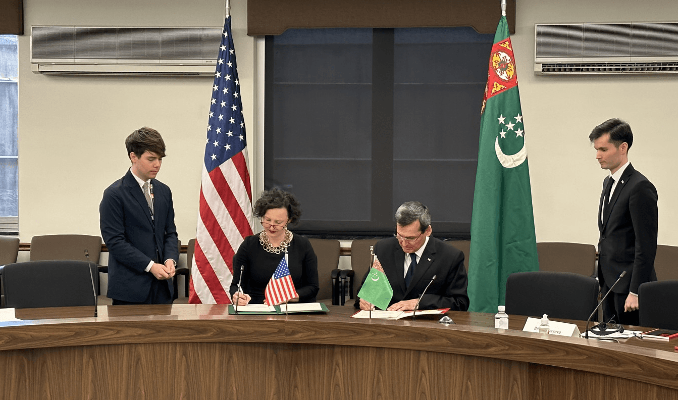 Туркменистан наращивает культурное взаимодействие с США