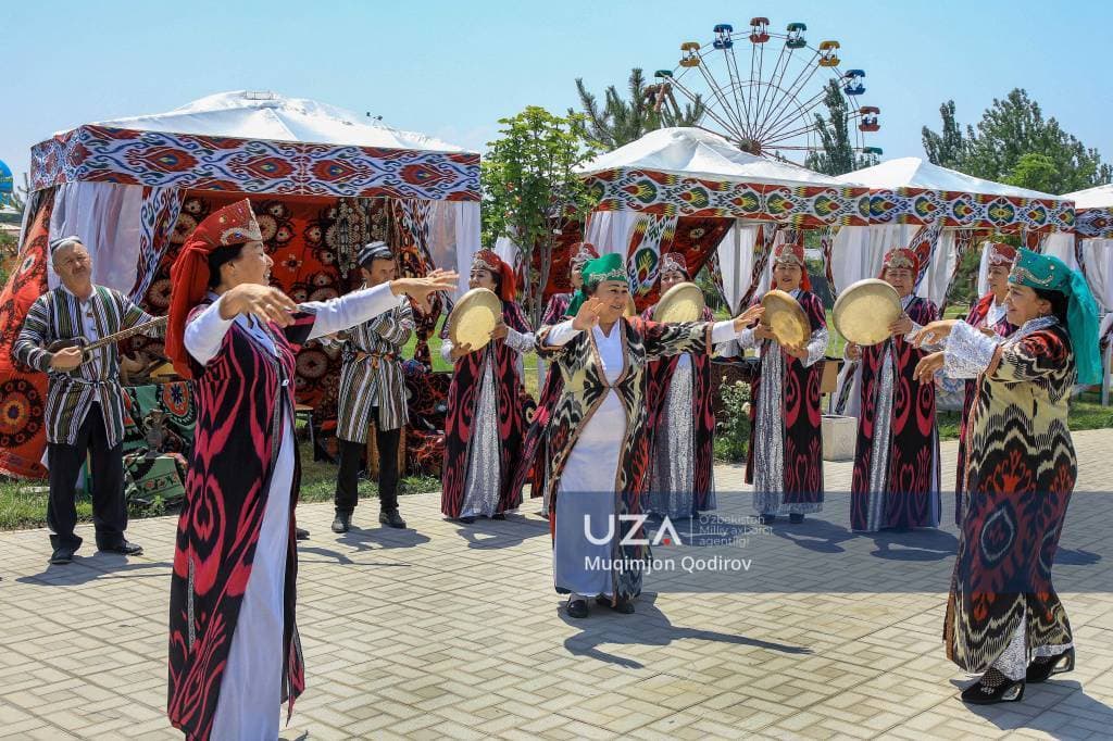 В Узбекистане стартовал международный фольклорный фестиваль «Великий шелковый путь»