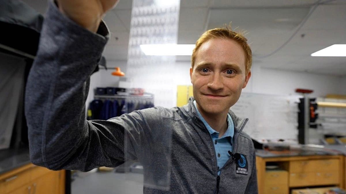 How paper snowflakes helped make duct tape 60 times stronger yet removable