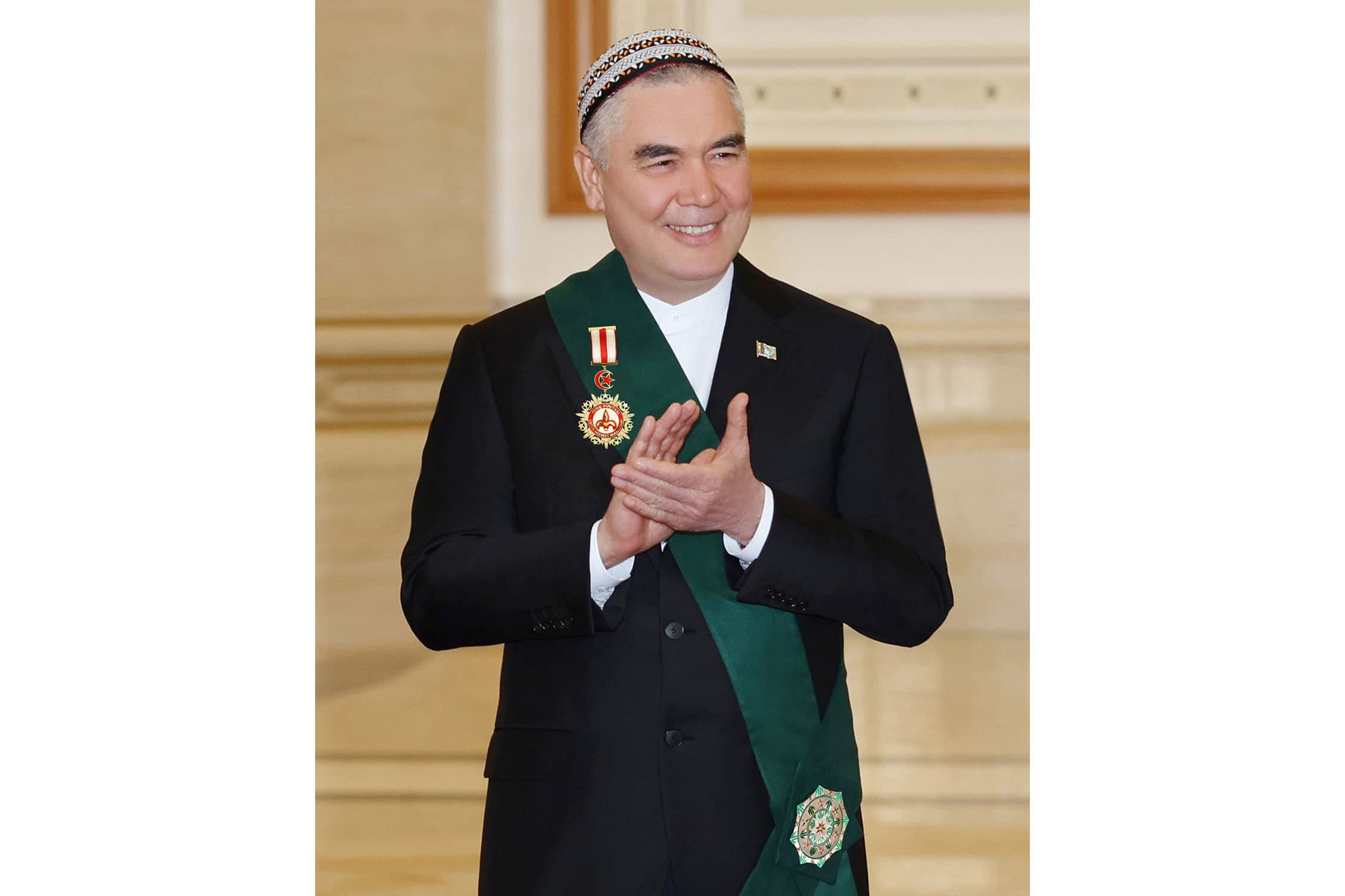 Gurbanguly Berdimuhamedov was awarded the highest award by TURKSOY