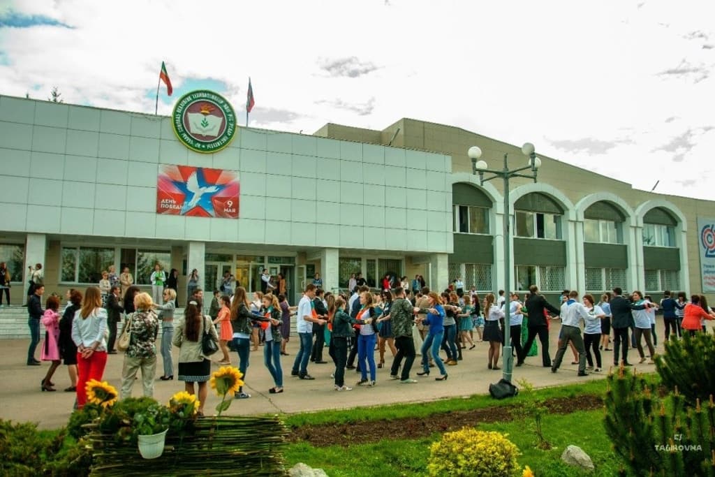 The Turkmen version of the teacher simulator can be created on the basis of the development of a Russian university