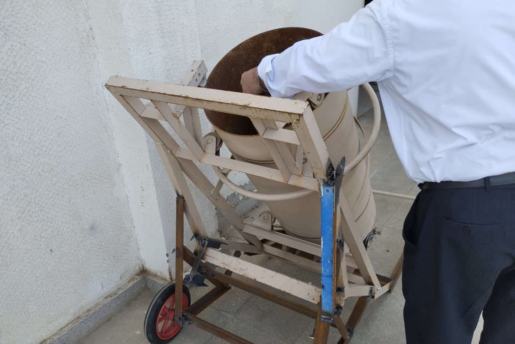 A Turkmen scientist has come up with a mechanism for obtaining seropolymer concrete from industrial waste