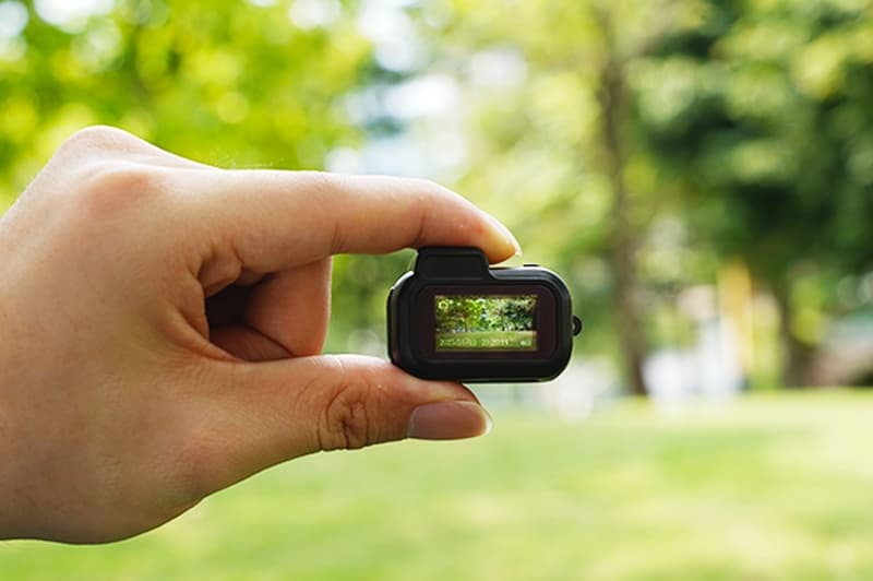 The world's smallest camera with a display is presented