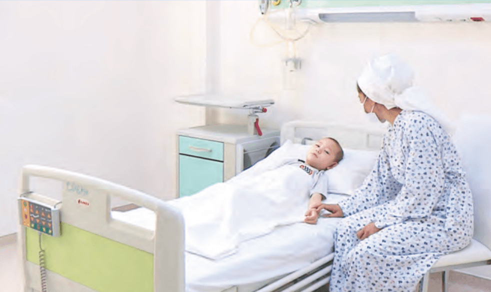 Turkmen doctors performed orthopedic surgery using Pemberton's method for the first time