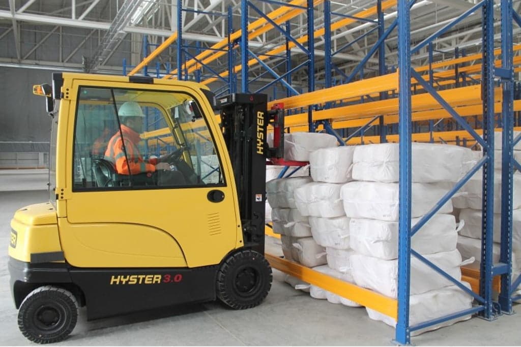 “Turkmendenizderyayollary” recalled the possibility to store goods without customs duties