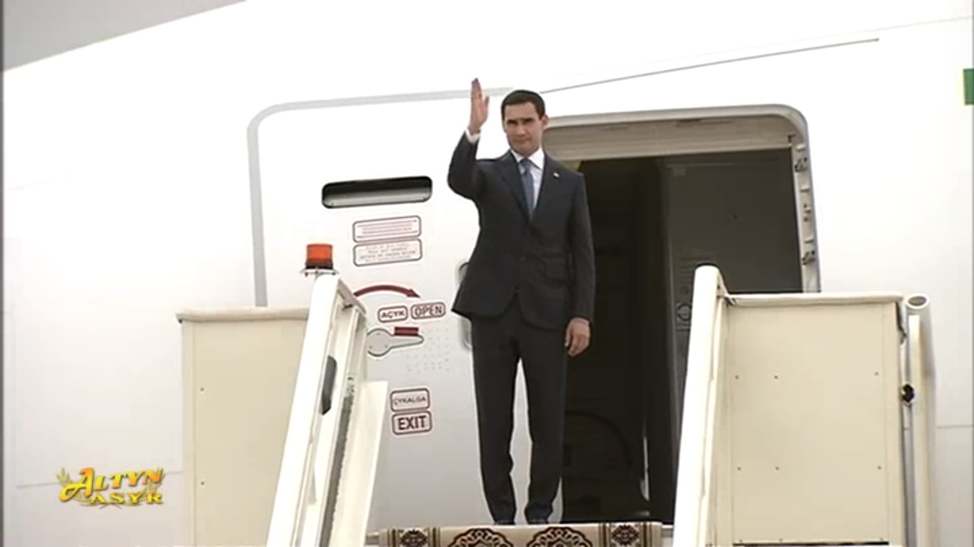 Serdar Berdimuhamedov left for the summit of the Gulf Cooperation Council + Central Asia in Jeddah