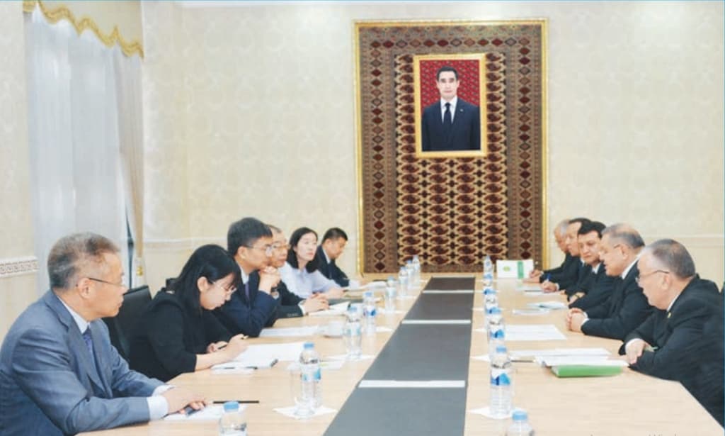 The delegation of the Communist Party of the People's Republic of China held talks with the party circles of Turkmenistan