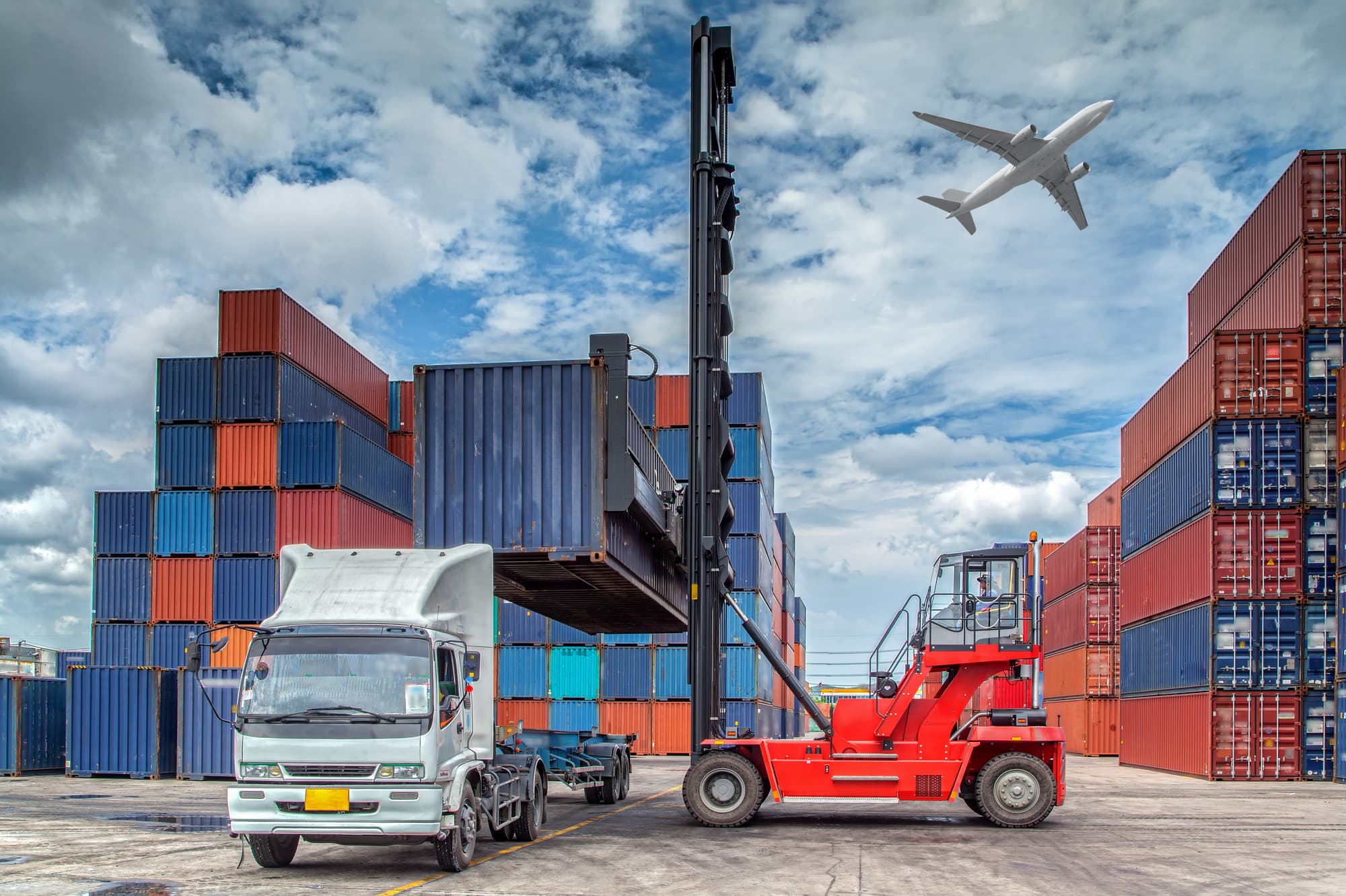 Open Joint Stock Company "Transport and Logistics Center of Turkmenistan" offers the following services