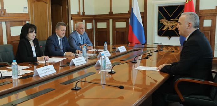 A special board with humanitarian aid from Turkmenistan arrives in the Primorsky Territory of the Russian Federation
