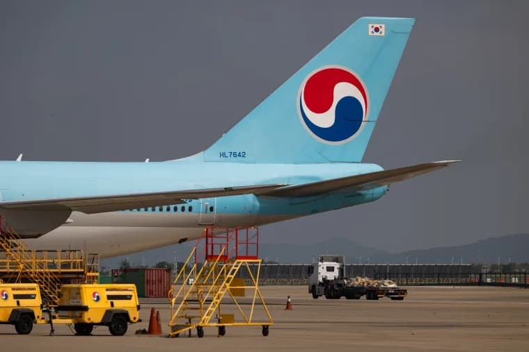 Airlines in South Korea begin weighing passengers