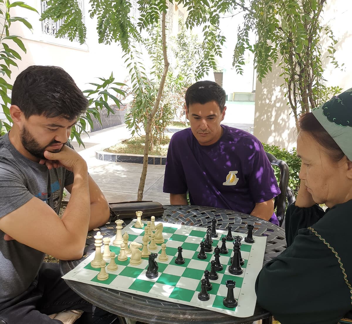 Come play chess at the French Institute