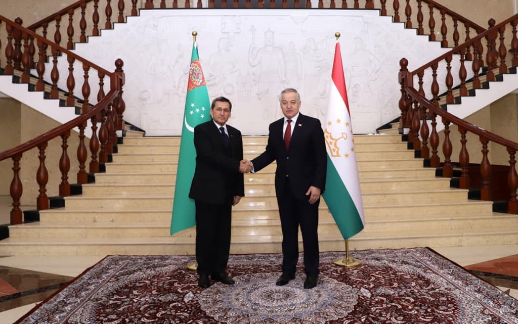 The Foreign Ministers of Tajikistan and Turkmenistan discussed bilateral cooperation
