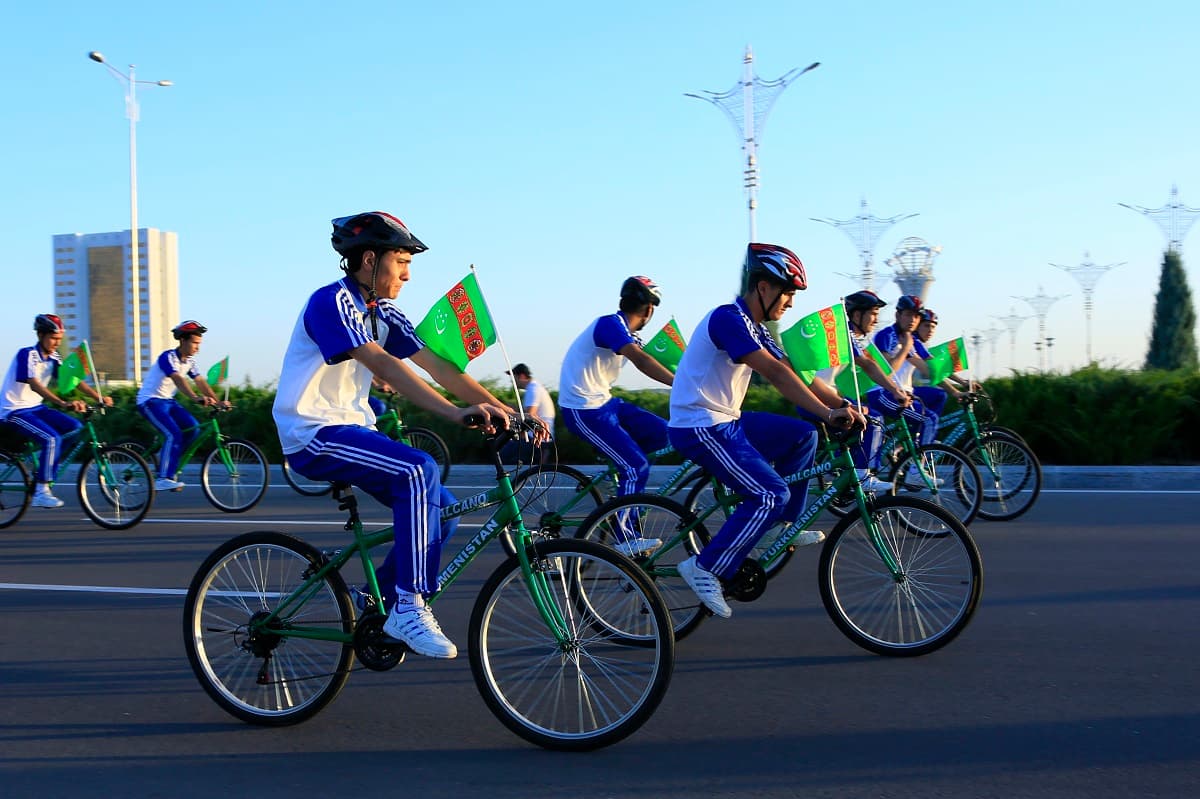 Health-improving events to be held everywhere in Turkmenistan on the occasion of health workers holiday