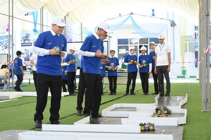 Educational robotics competitions was held in Turkmenistan