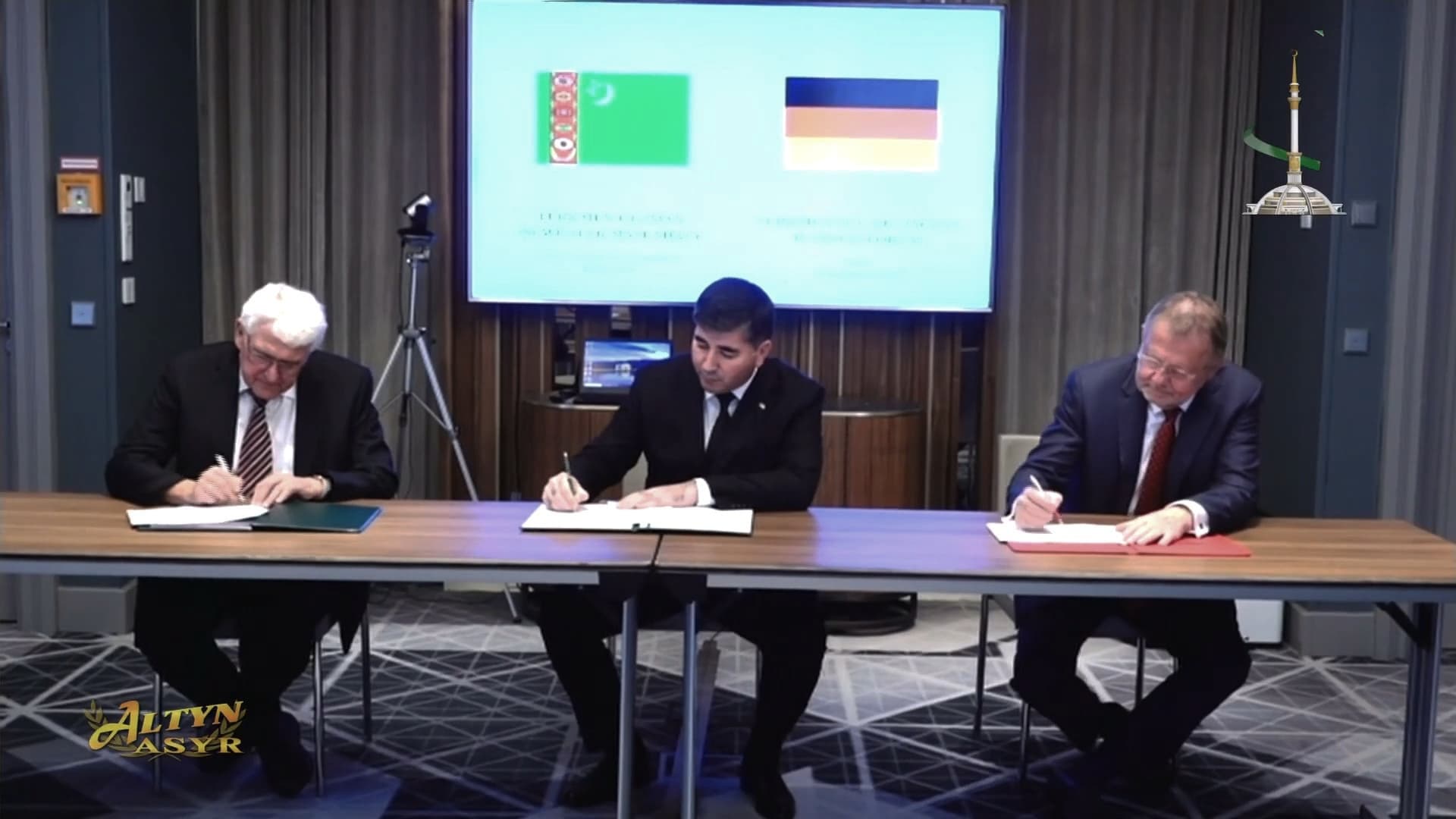 “Turkmenaragatnashyk” Agency invited German companies to participate in IT projects
