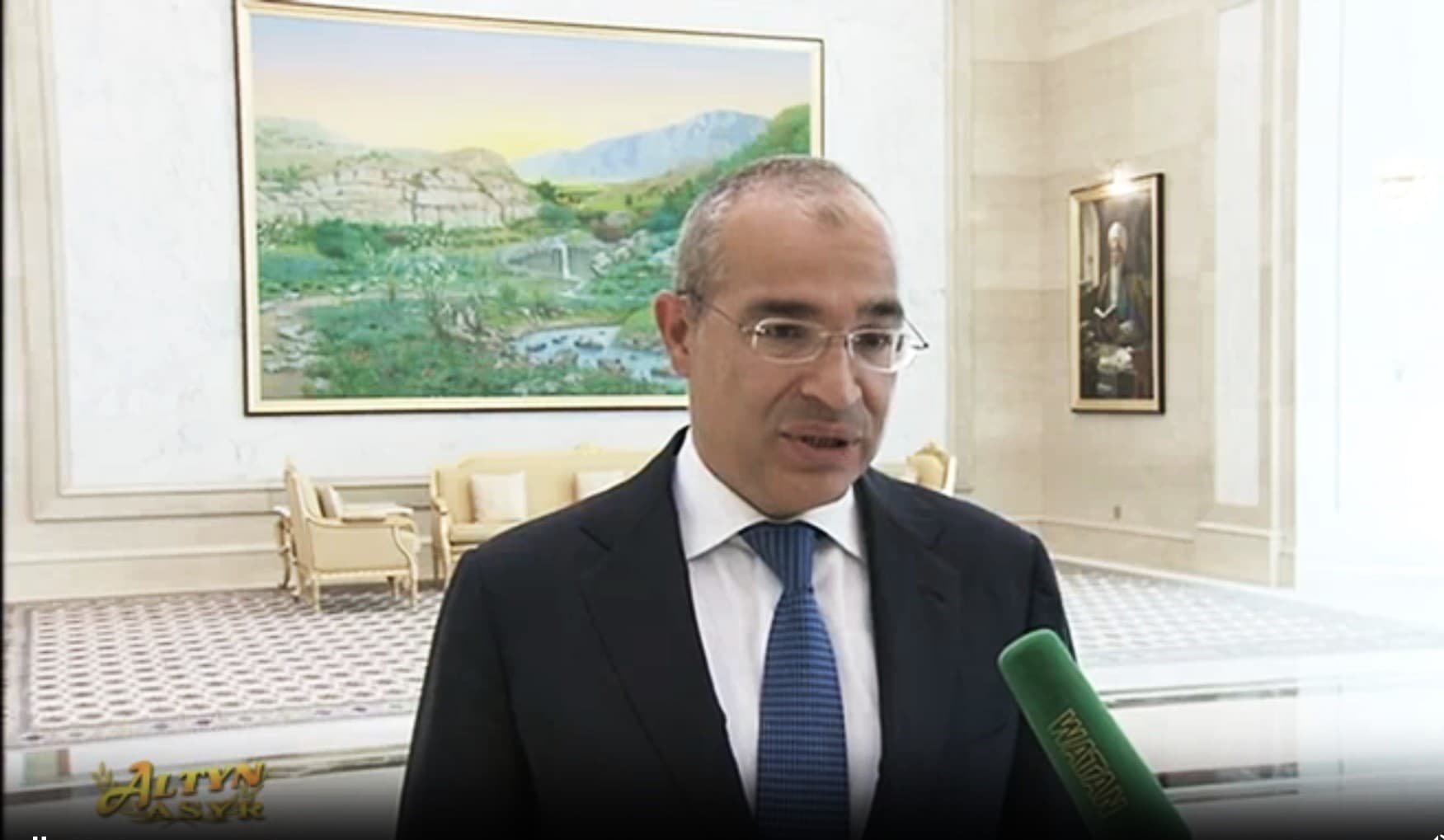 Serdar Berdimuhamedov received the Minister of Economy of Azerbaijan