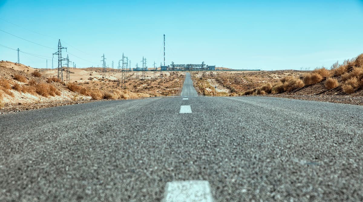 Iraq is ready to buy about 10 billion cubic meters of natural gas a year from Turkmenistan