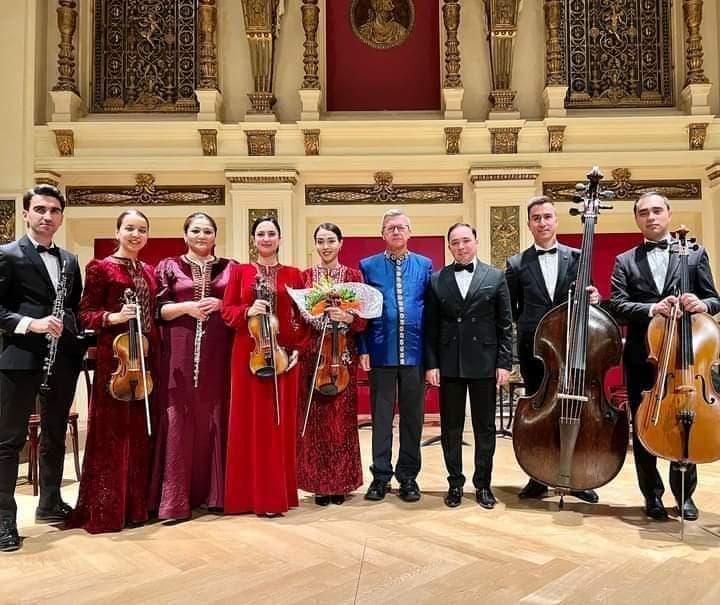 A gala concert was held in Austria in honor of the 300th anniversary of Makhtumkuli