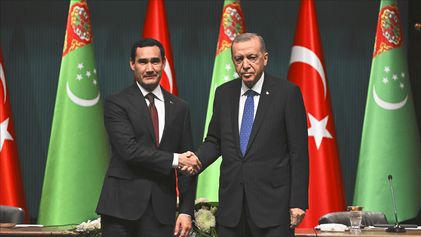 A productive meeting in an atmosphere of friendship and mutual understanding - Ashgabat and Ankara synchronized watches
