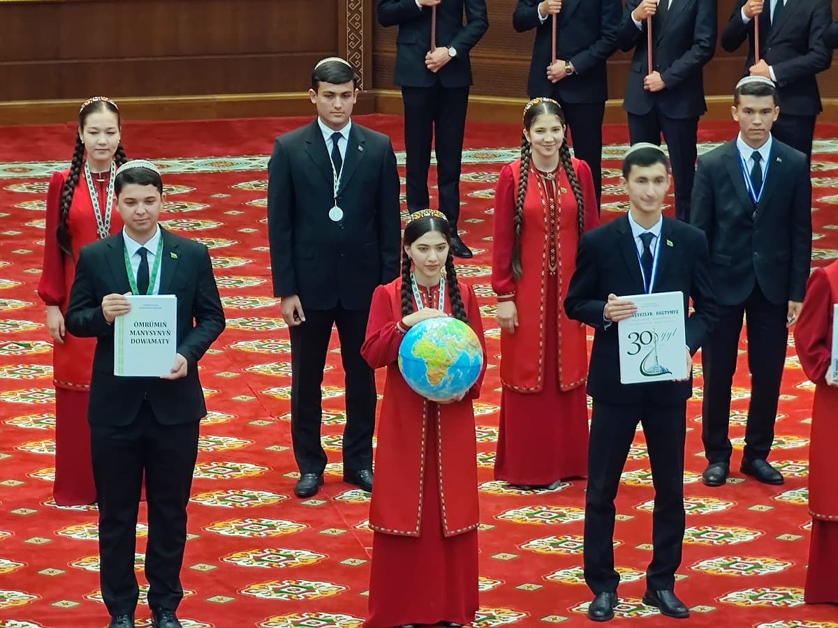 Youth and the world: how are the foundations of friendship of peoples being created in the new century