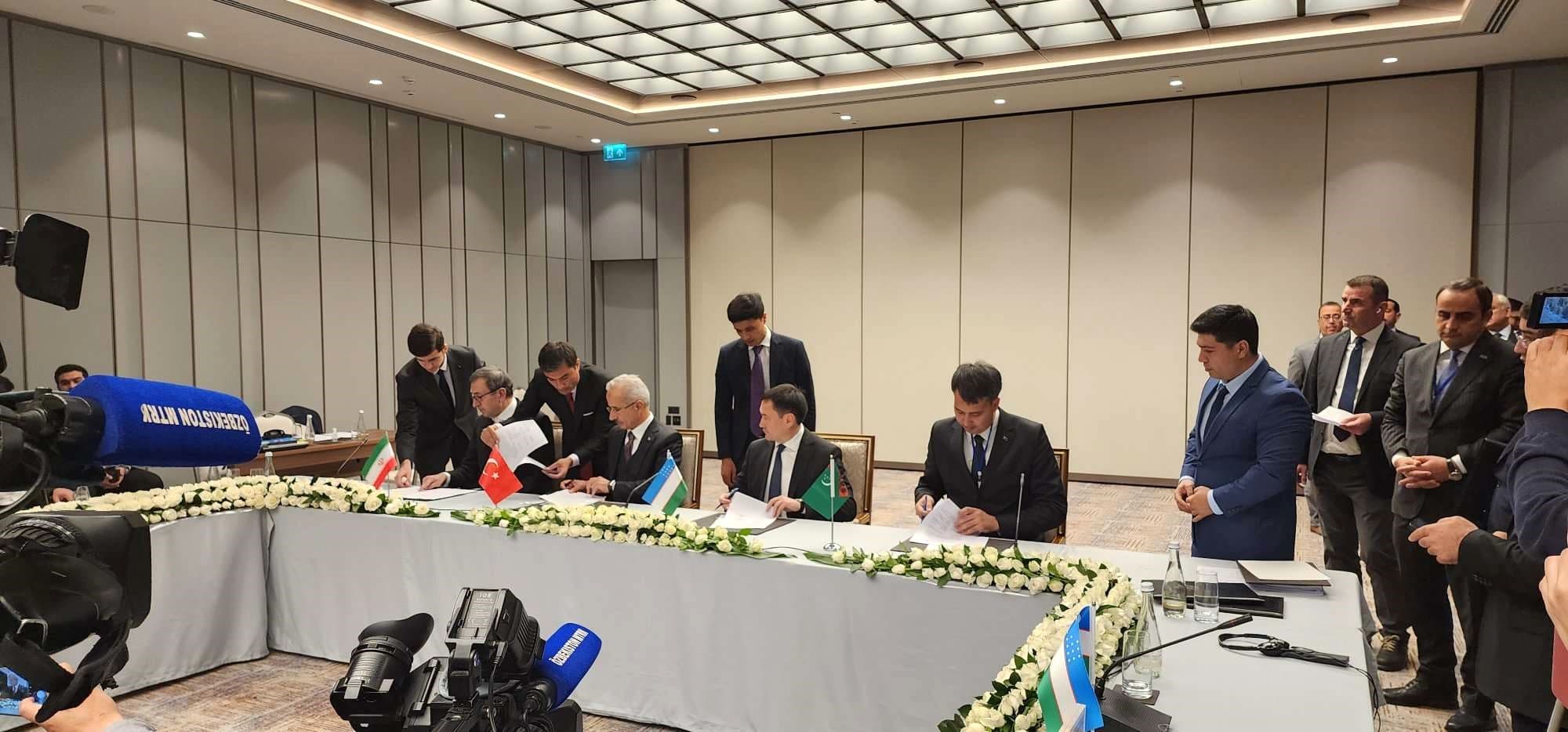 Turkmenistan presented its transport potential at the ECO Ministerial Meeting in Tashkent