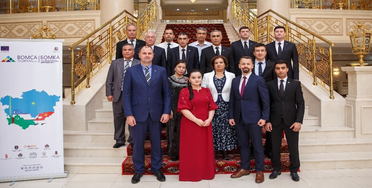 The Customs Service is studying the methodology of e-learning for personnel training