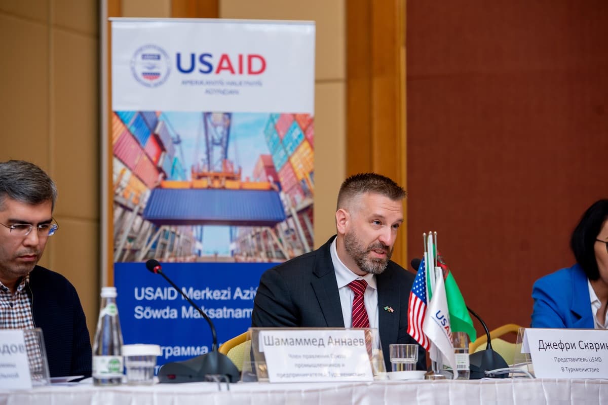 USAID promotes export of fresh tomatoes and melons from Turkmenistan