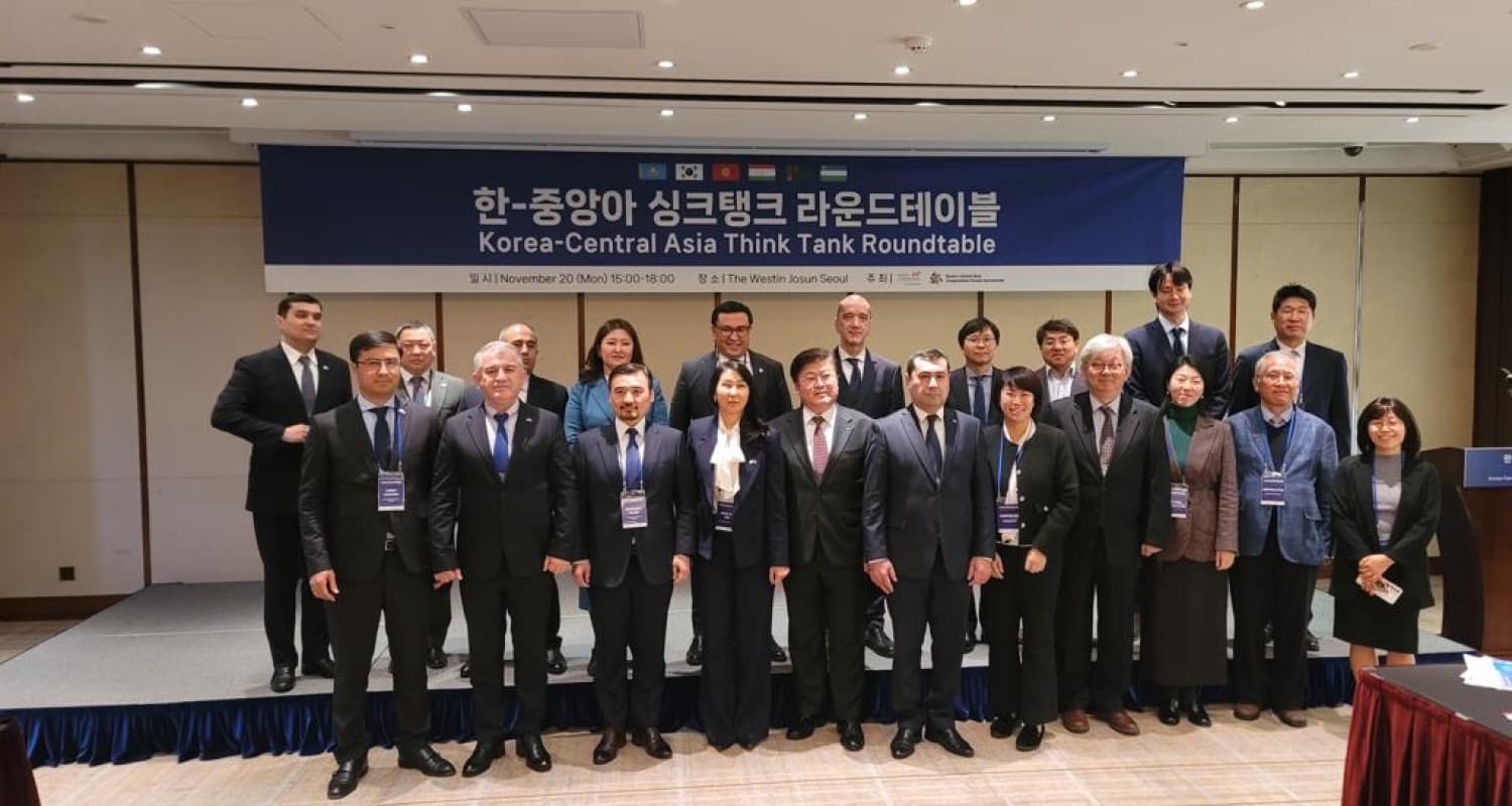 Turkmen diplomat took part in a round table meeting in the Republic of Korea