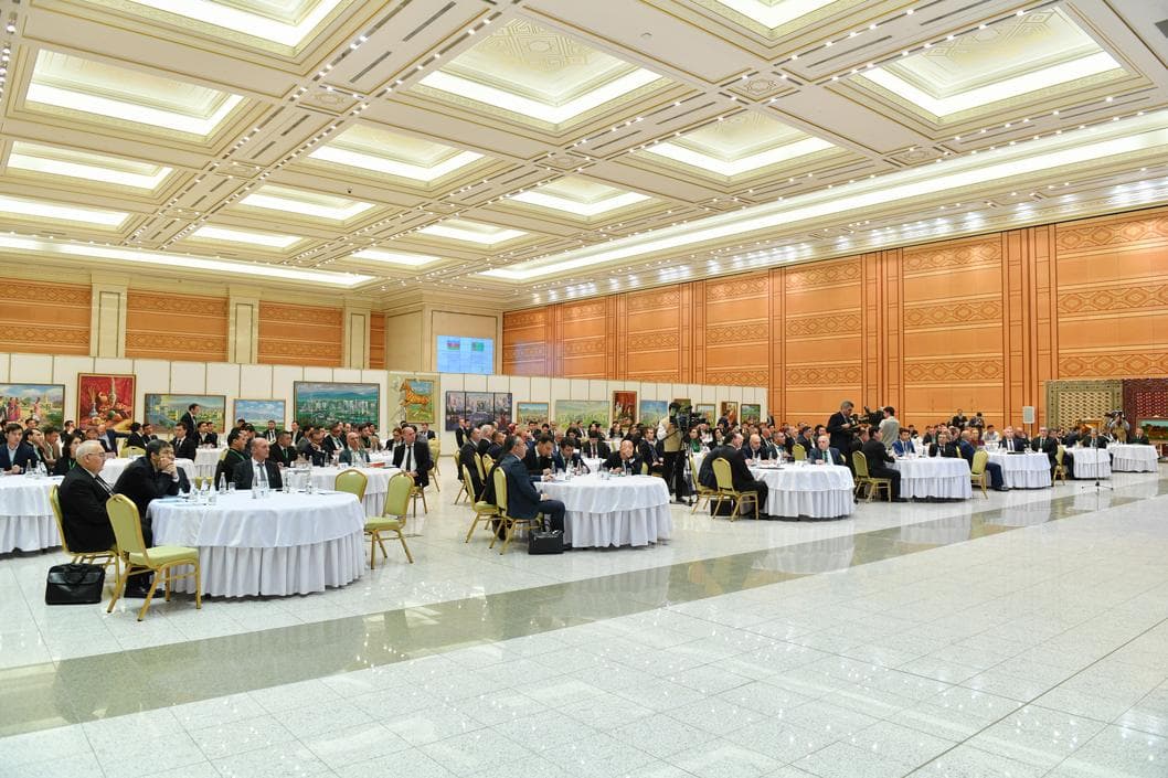 The Turkmen-Azerbaijani business forum outlined new approaches to the development of business partnership
