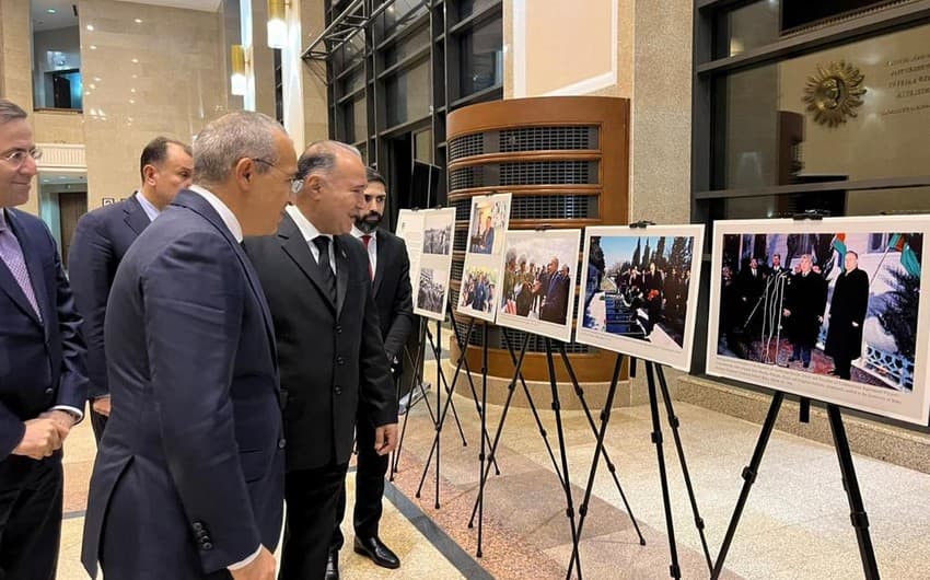A photo exhibition dedicated to the 100th anniversary of Heydar Aliyev was organized in Ashgabat