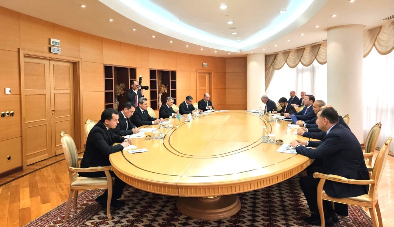 Possibilities for supplying Turkmen electricity to Azerbaijan were discussed