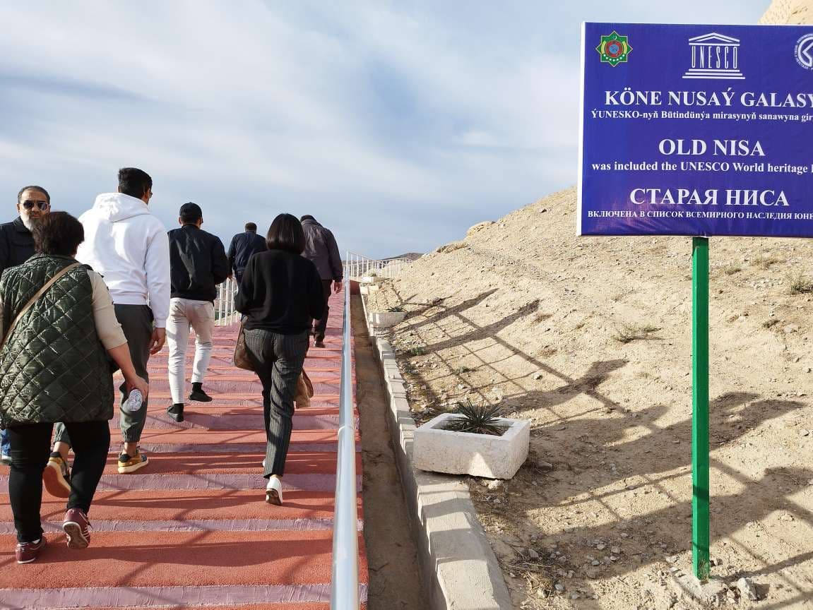 Turkmen tour operator establishes contacts with foreign colleagues