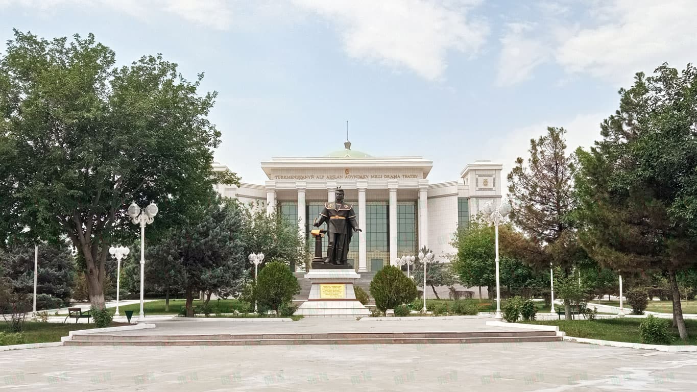 Репертуар Национального драматического театра Туркменистана имени Алп Арслана с 19 по 21 января