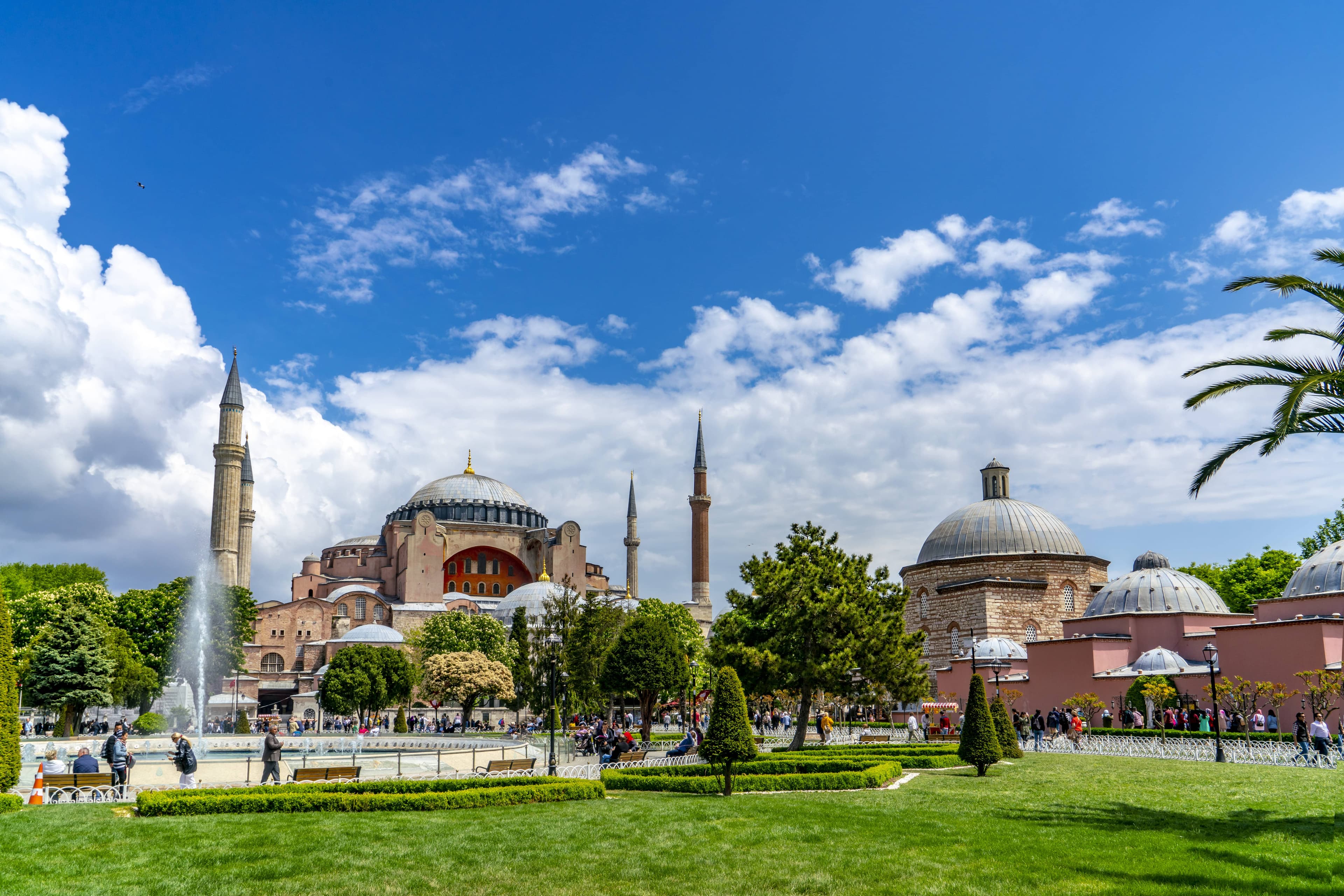 Experience the beauty of İstanbul in the Golden Glow of the September Sun
