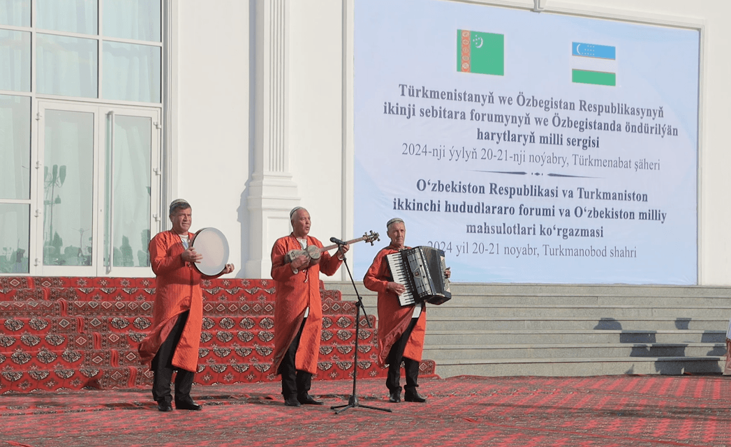В Туркменабате проходит II туркмено-узбекский форум и выставка узбекских товаров (видео)