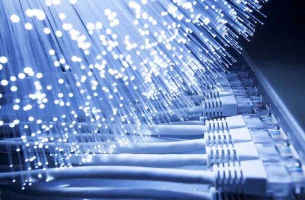 Kazakhstan plans to lay fiber optic communication line through Turkmenistan