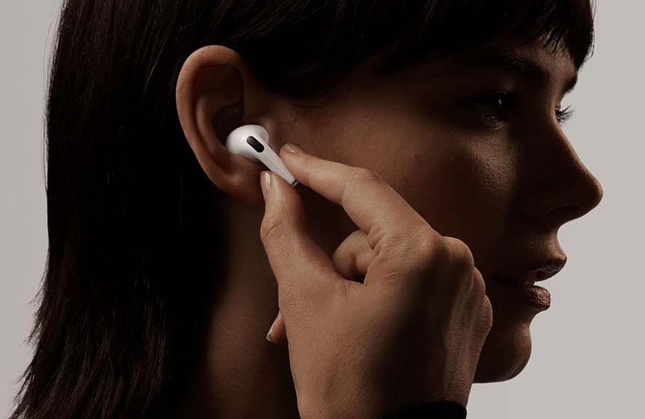 apple-dobavit-funkciyu-perevoda-s-drugih-yazykov-v-airpods