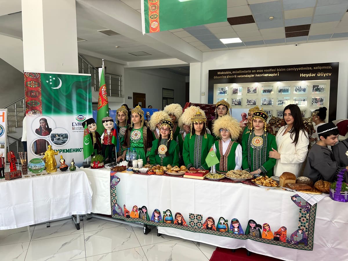turkmenistan-presented-its-culture-youth-azerbaijan