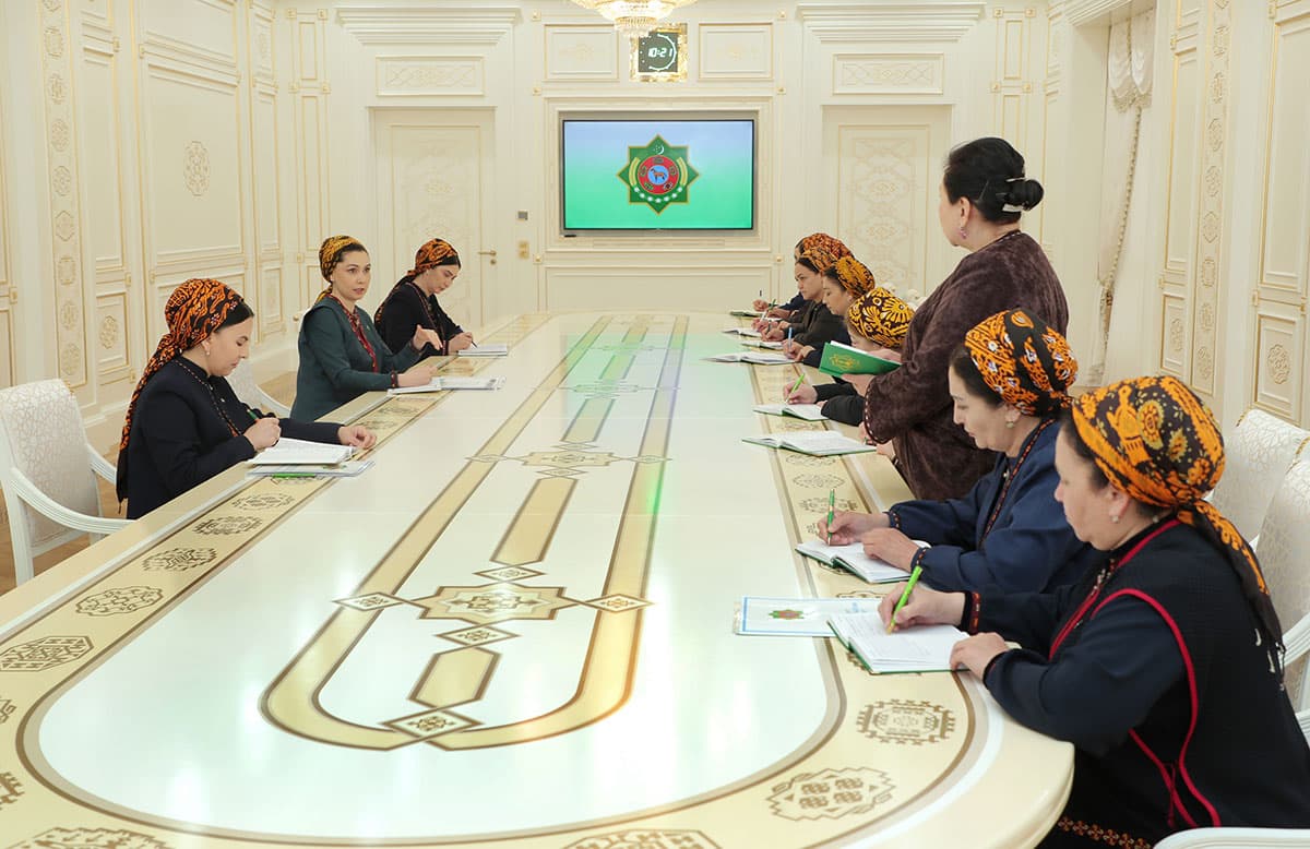 Discussions held in Ashgabat on the health and creative potential of young Turkmen citizens