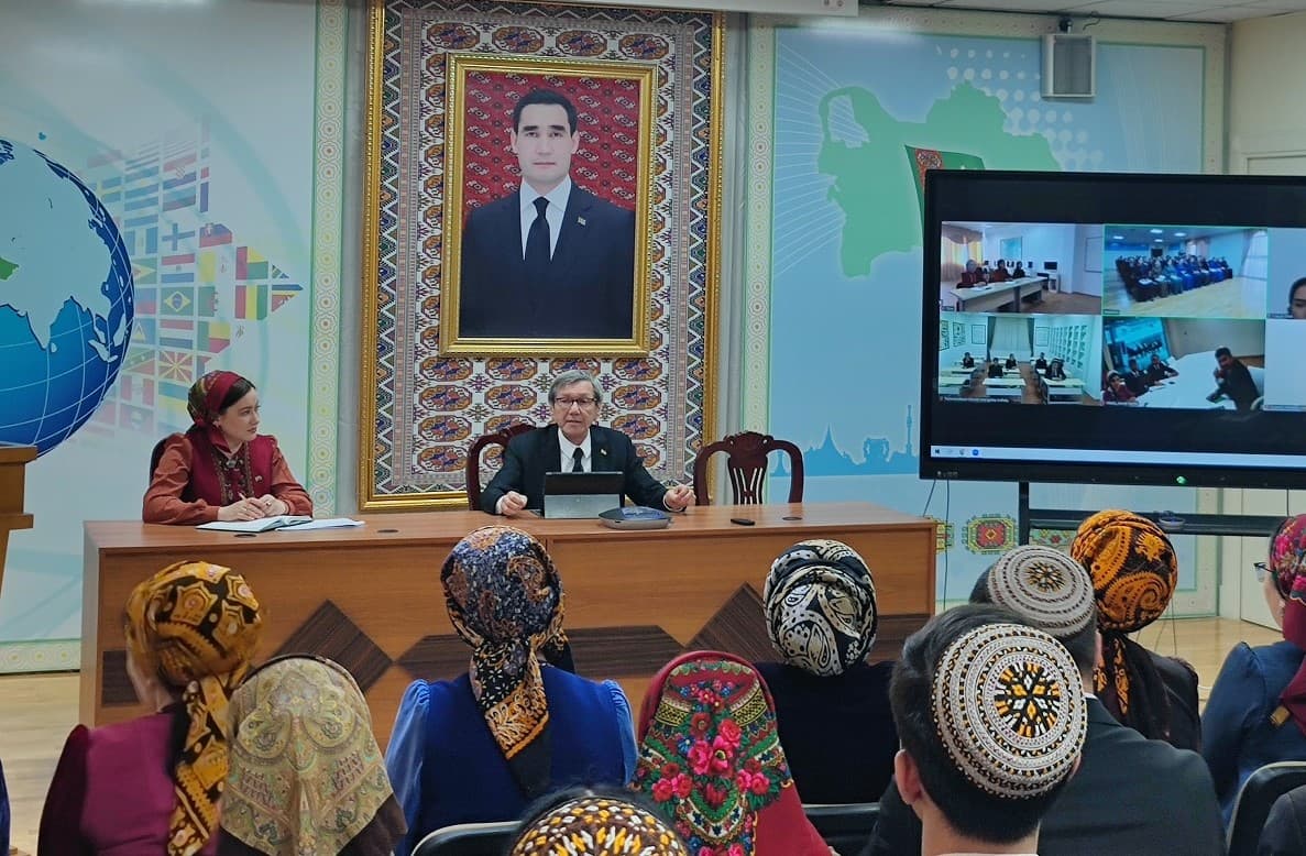 journalism-international-events-open-lecture-iir-mfa-turkmenistan