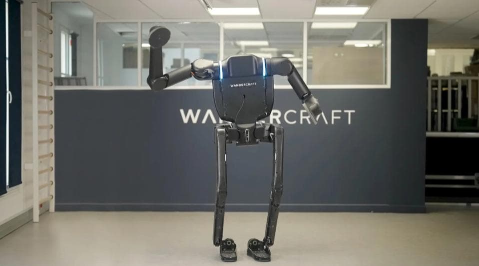 Wandercraft представляет Calvin: гуманоидного робота для промышленности