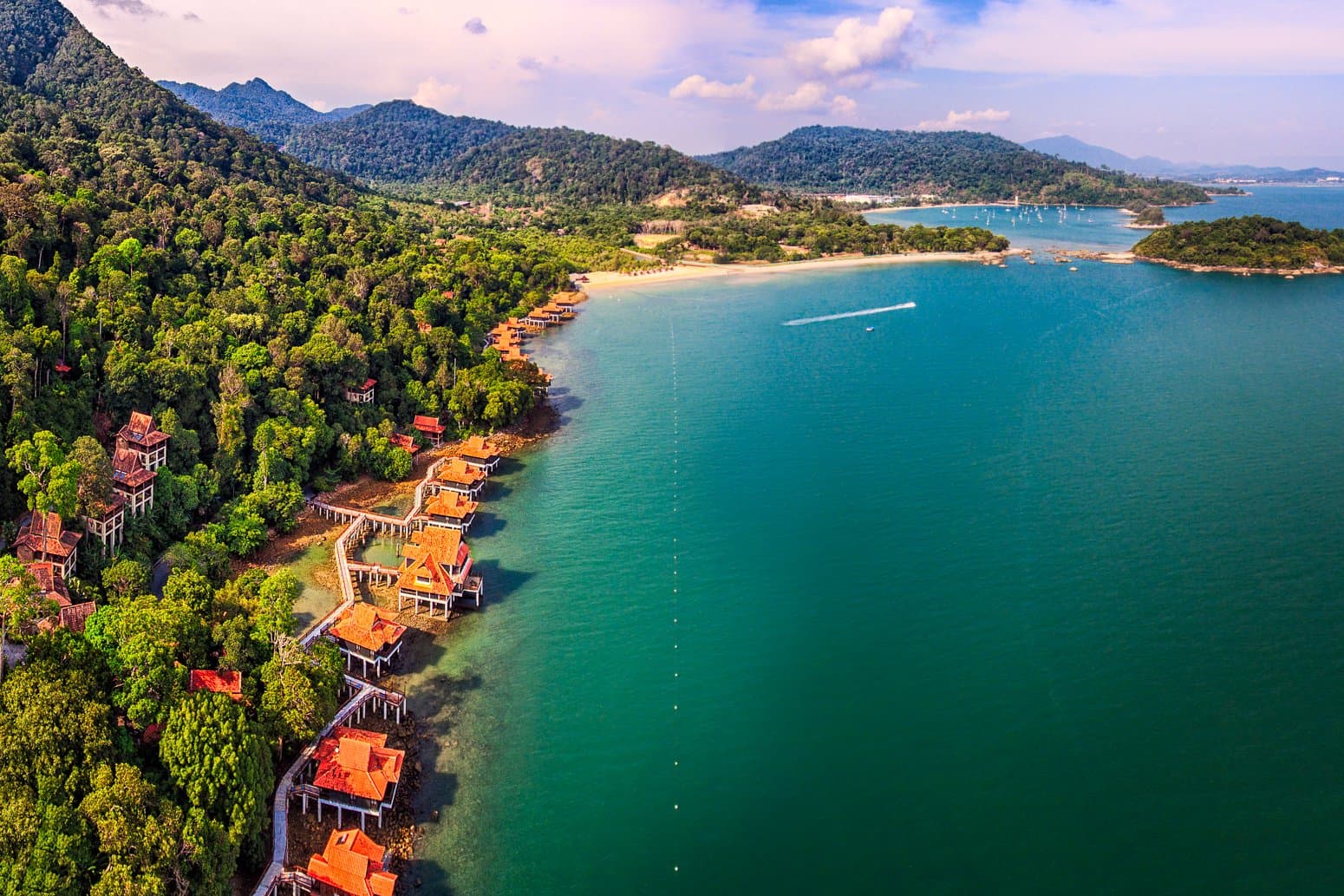 Le.Travel travel agency announces September tours to Malaysia