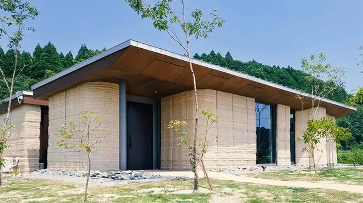 Japanese Lib Work introduces 3D-printed earth homes: durability and sustainability